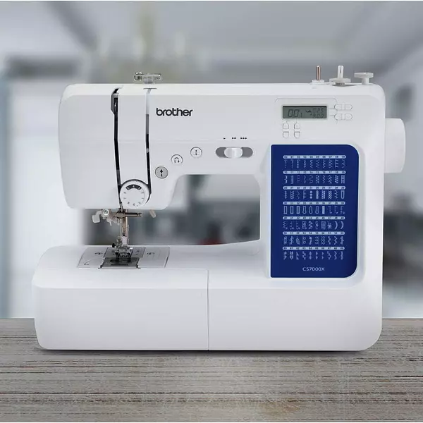 Maquina De Coser Digital Brother CS7000X Con 70 Puntadas