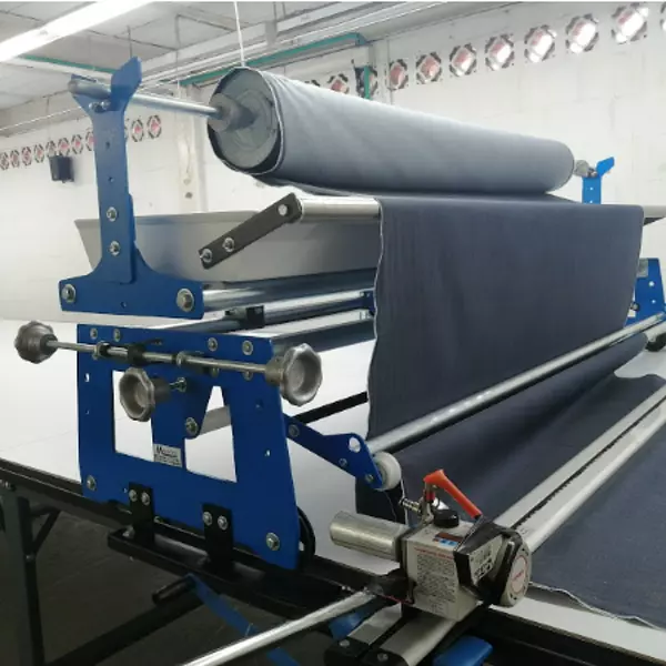 Carro Tendedor De Tela Con Bandeja ME-26 - Imagen 3