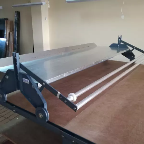 Carro Tendedor De Tela Con Bandeja ME-26 - Imagen 4